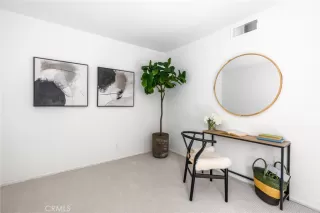 Photo #3: OC23016401 Listing