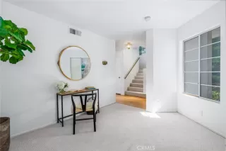 Photo #4: OC23016401 Listing