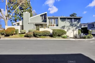 Photo #3: OC23016498 Listing