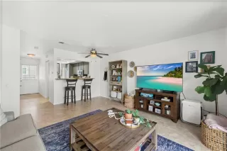 Photo #6: OC23016534 Listing