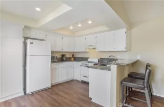 Photo #1: OC23016550 Listing 