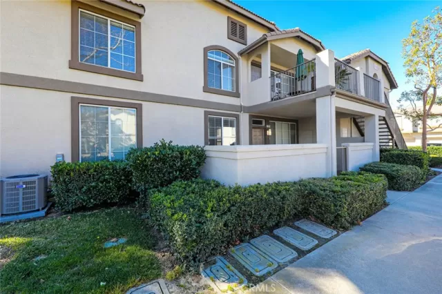 MLS: OC23016812 Condo For Sale