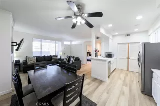 Photo #4: OC23016812 Listing 