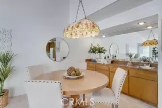 Photo #3: OC23017056 Listing