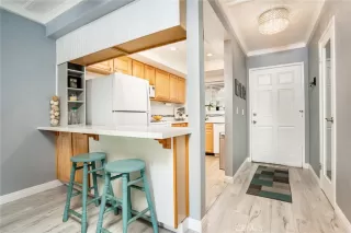 Photo #6: OC23017074 Listing 