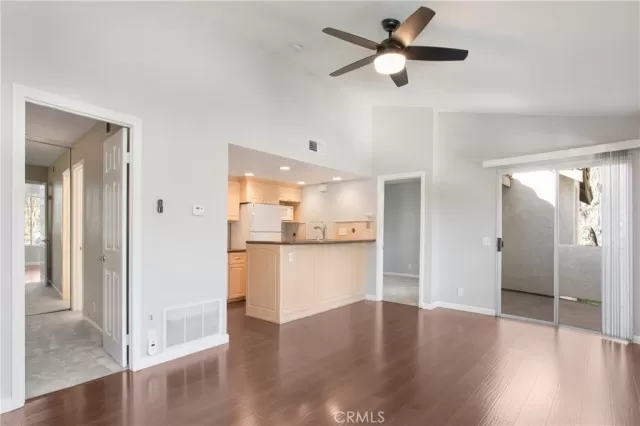 MLS: OC23017124 Condo For Sale