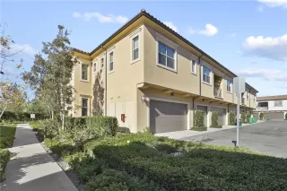 Photo #1: OC23017237 Listing 