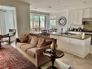 Photo #3: OC23017288 Listing