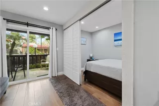 Photo #6: OC23017331 Listing