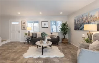 Photo #5: OC23017563 Listing 