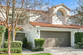 Photo #2: OC23018226 Listing 