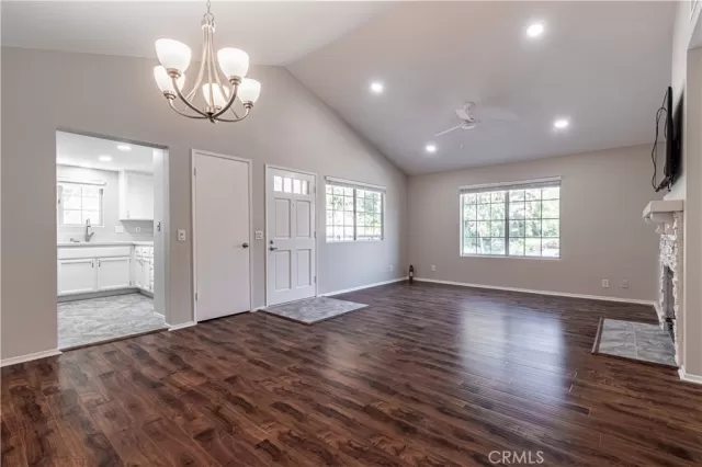 MLS: OC23018319 Condo For Sale