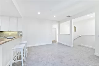 Photo #3: OC23018634 Listing 