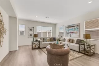 Photo #5: OC23018782 Listing 