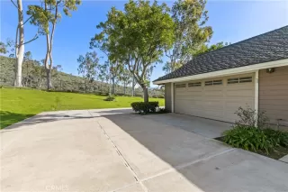 Photo #2: OC23018811 Listing