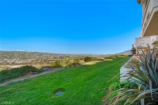 Photo #5: OC23019112 Listing