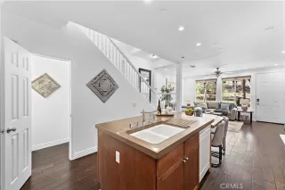 Photo #1: OC23019421 Listing