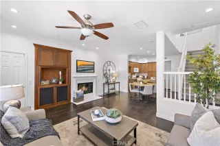 Photo #2: OC23019421 Listing