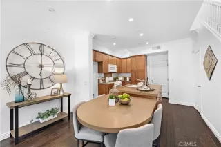 Photo #6: OC23019421 Listing