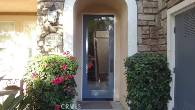 MLS: OC23020475 Condo For Sale