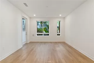 Photo #6: OC23020502 Listing