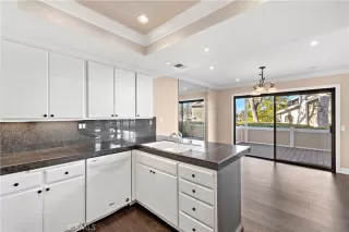 Photo #6: OC23021036 Listing 