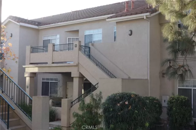 MLS: OC23021147 Condo For Sale