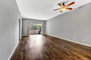 Photo #4: OC23021182 Listing 