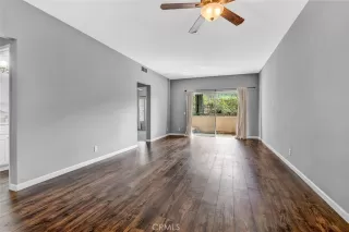 Photo #5: OC23021182 Listing 