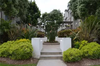 Photo #3: OC23021231 Listing