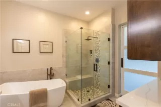 Photo #5: OC23021231 Listing