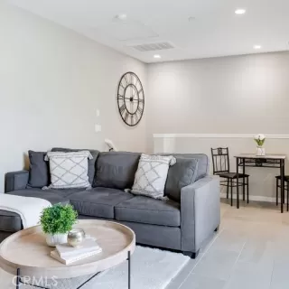 Photo #3: OC23021328 Listing 