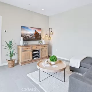 Photo #5: OC23021328 Listing 