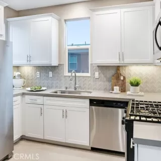 Photo #6: OC23021328 Listing 