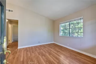 Photo #6: OC23021458 Listing 