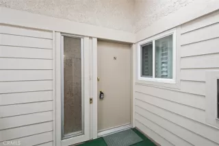 Photo #2: OC23021462 Listing