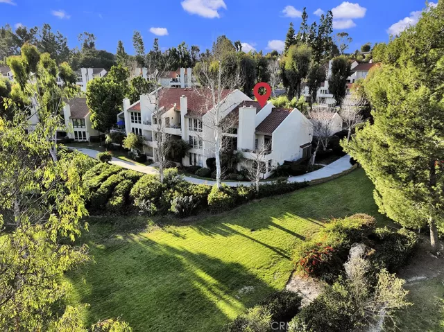 MLS: OC23021662 Condo For Sale