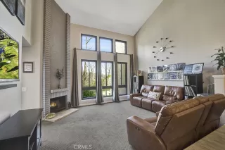 Photo #3: OC23021662 Listing