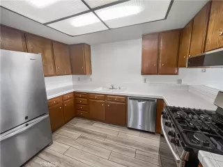 Photo #2: OC23021734 Listing