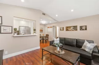 Photo #4: OC23022040 Listing 