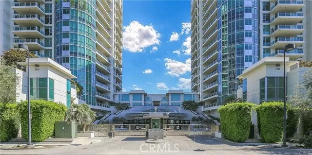 MLS: OC23022161 Condo For Sale