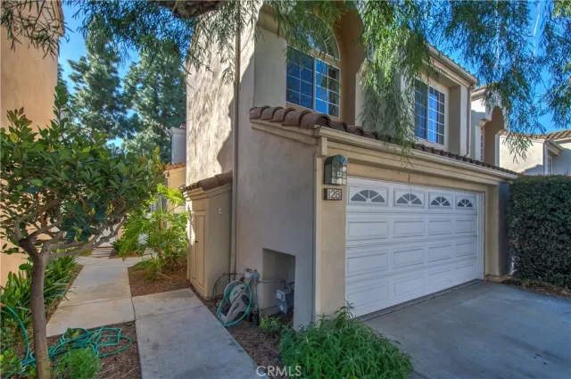 MLS: OC23022381 Condo For Sale