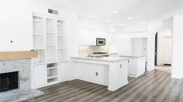 MLS: OC23022477 Condo For Sale