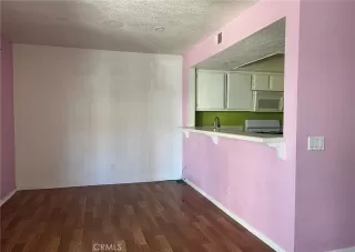 Photo #3: OC23022566 Listing 