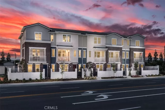 MLS: OC23022591 Condo For Sale