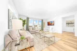 Photo #5: OC23022658 Listing