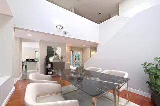 Photo #2: OC23022820 Listing