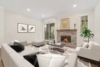 Photo #4: OC23022965 Listing 