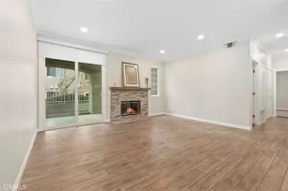 Photo #6: OC23022965 Listing 