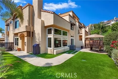 MLS: OC23023054 Condo For Sale